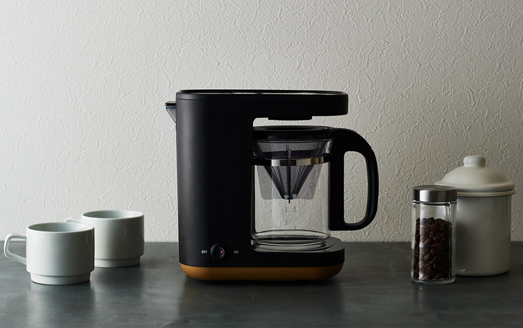 ここまで操作が簡単な全自動コーヒーメーカー、なかなか無いのでは？ドウシシャから1杯用コーヒーメーカー『CMU501』登場 COFFEE