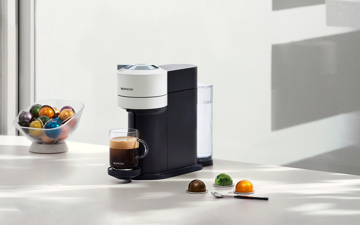 豪奢な Nespresso ネスプレッソ ヴァーチュオ ビアンコフォルテ