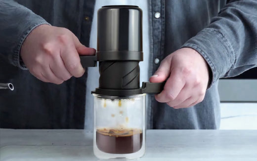 ハンドルをひねってコーヒーを抽出！BARISTA&COから新発想のコーヒー器具『Twist Press』が登場！