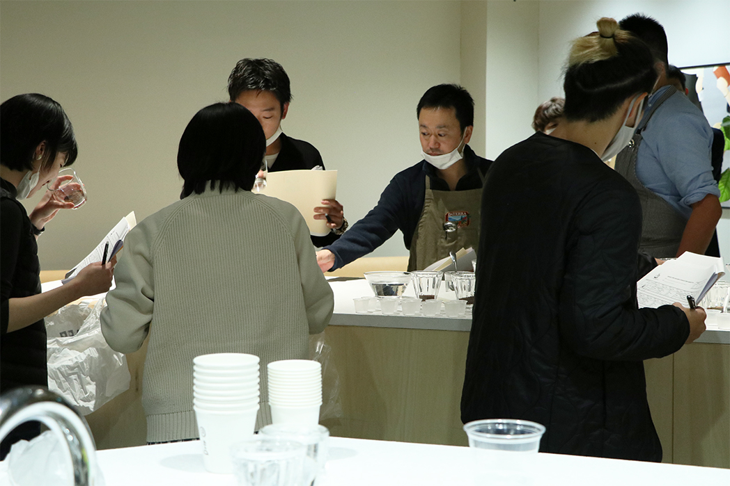 【レポート】METAD社の浅野さんを迎え、開催したカッピングイベント。生産者の生の声が聞ける、学び多き夜となりました！