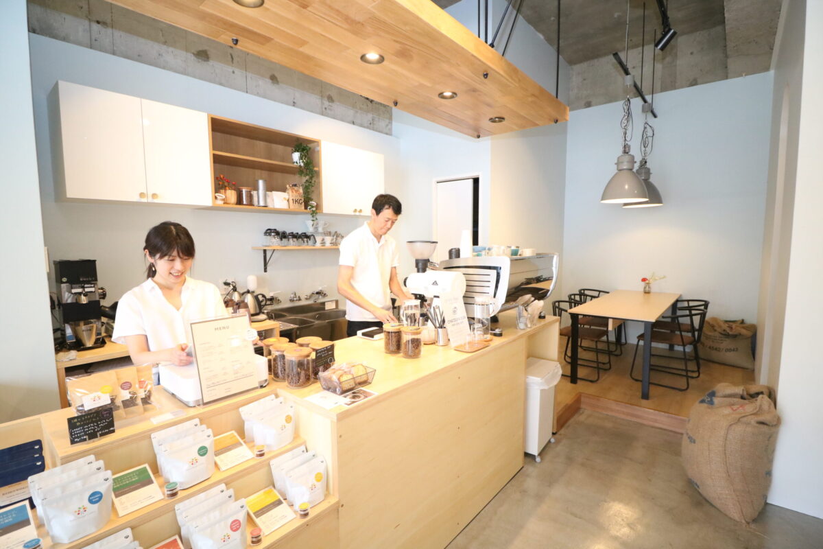 THE RELAY 9月マンスリーロースター【Roast Design Coffee/神奈川県】コーヒーはアートではなくデザインだ。コンセプトに合わせ柔軟にデザイン（設計）をするお店。