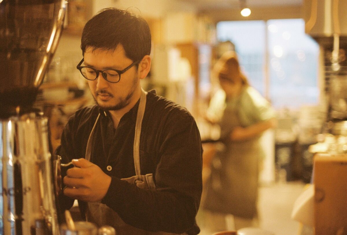 【KINUBARI COFFEE ROASTERS/北海道上川郡】OUR LiVES〜私たちの生活を少しだけ豊かにしてくれる場所〜